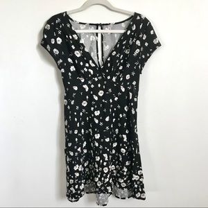 Free People 🌻 floral dress